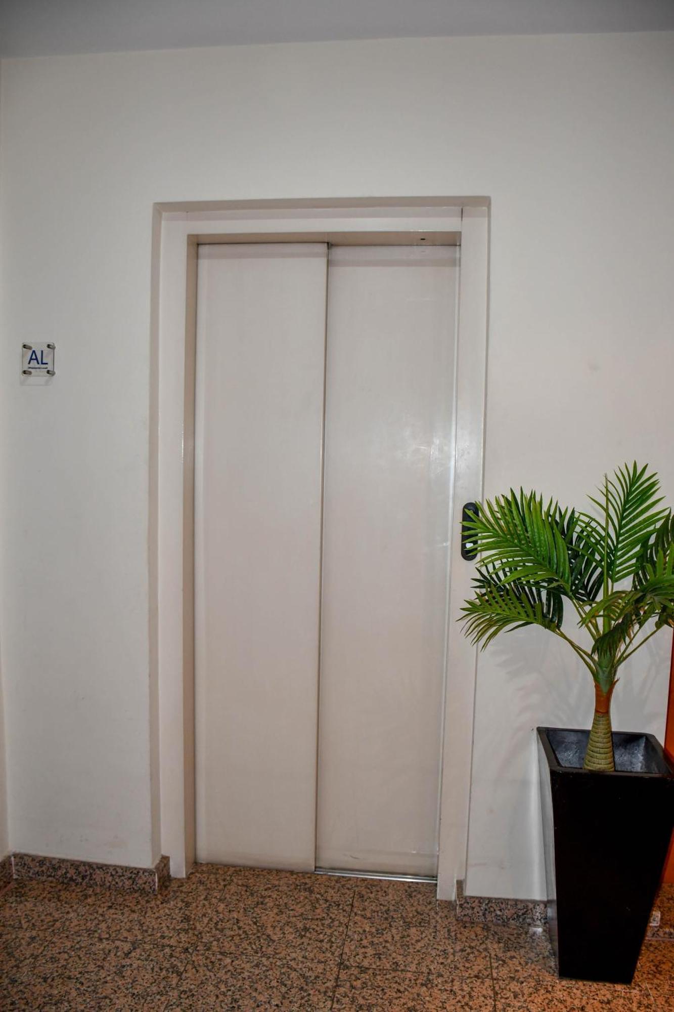 Tranquility Apartment 카니코 외부 사진